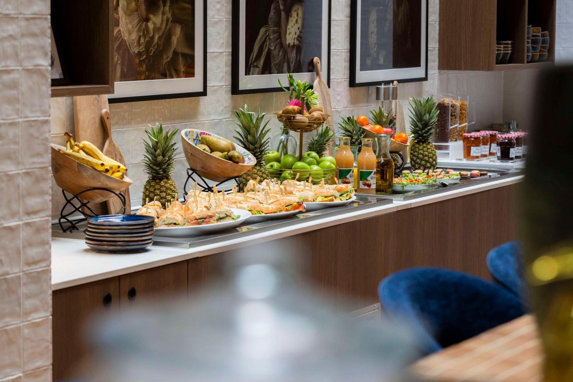 City Hotel Gouda, Worldhotels Crafted Collection Екстериор снимка