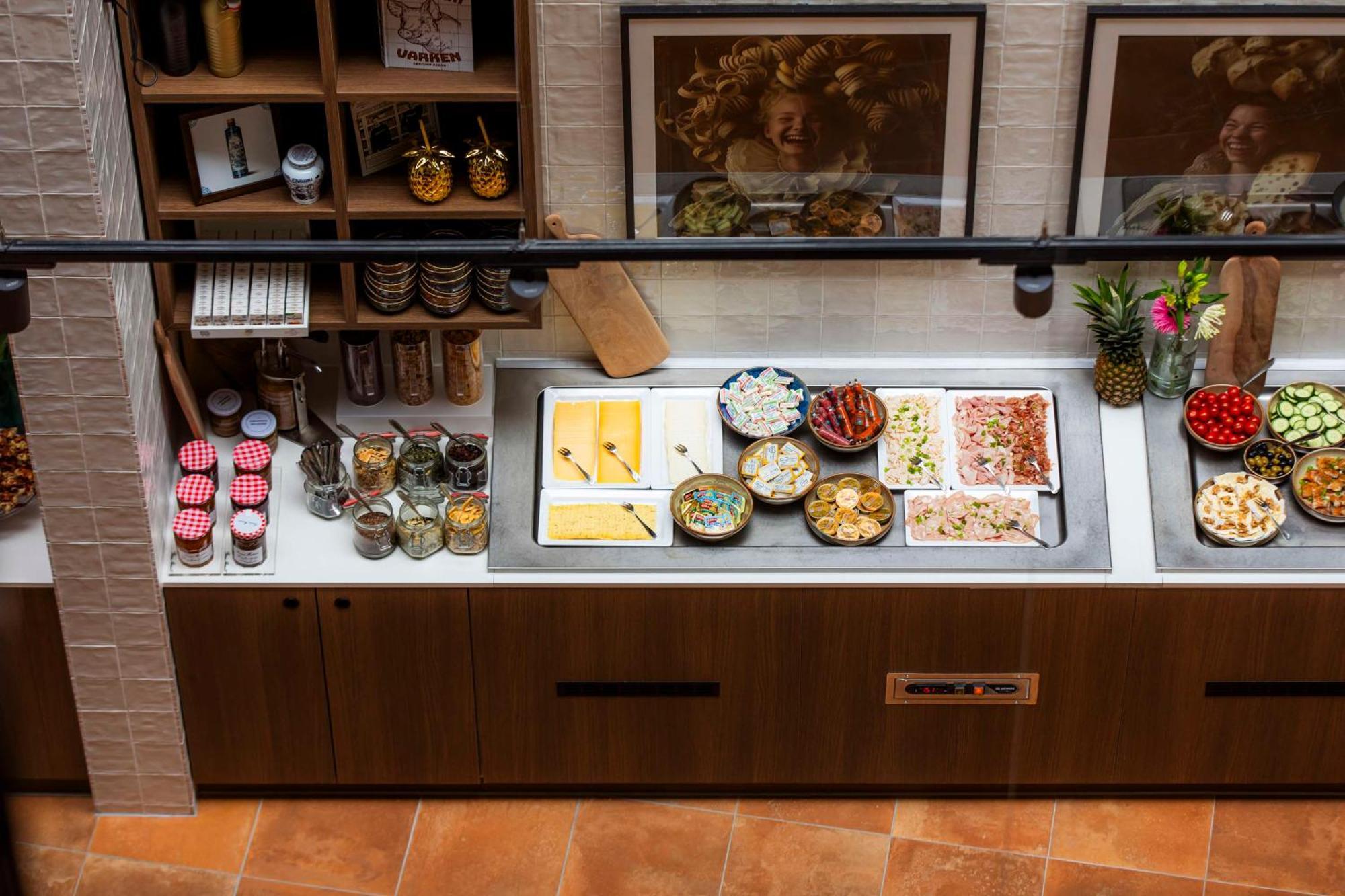 City Hotel Gouda, Worldhotels Crafted Collection Екстериор снимка
